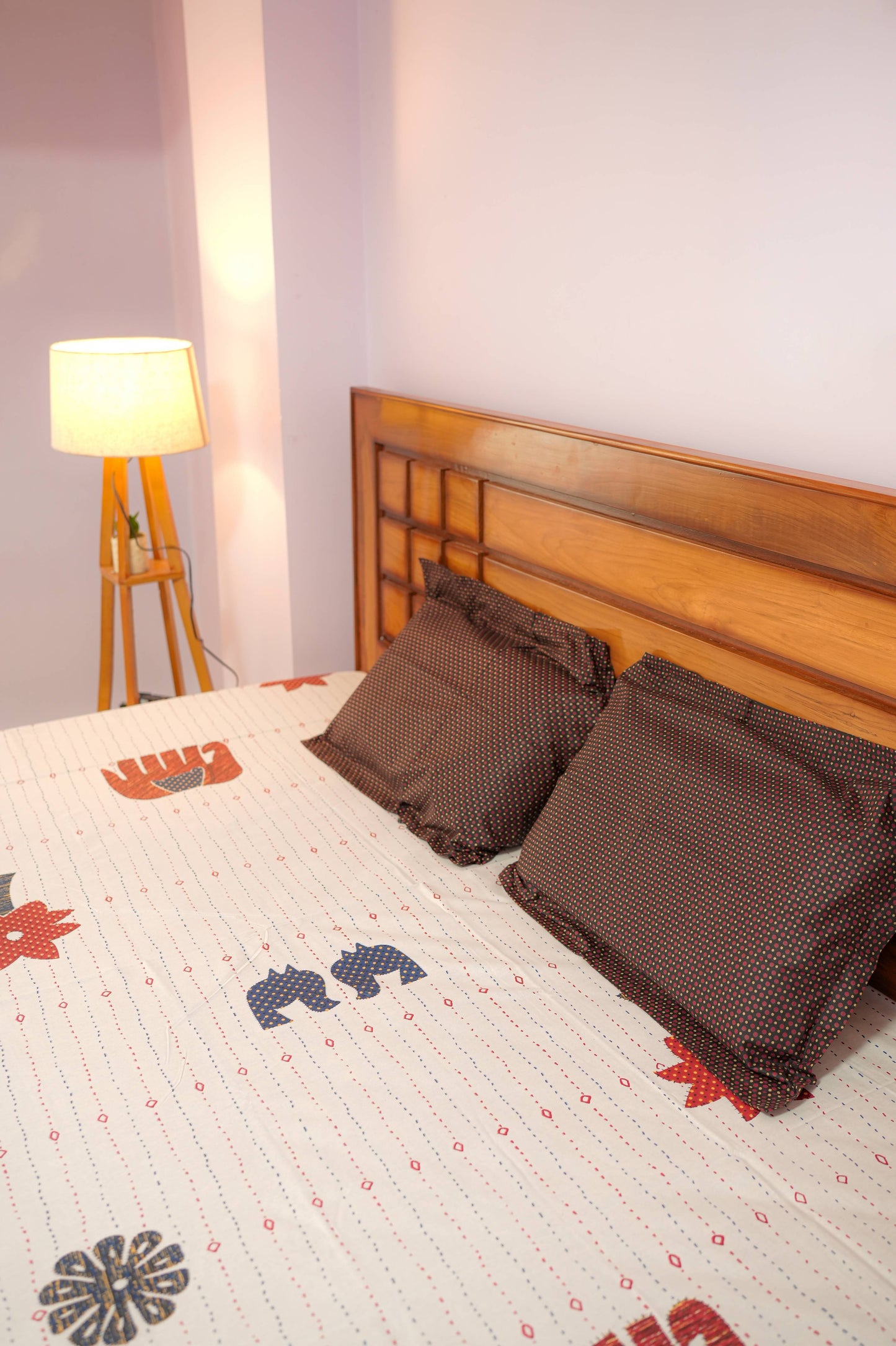 Gujri Patch Cotton Bedsheet (Off White)