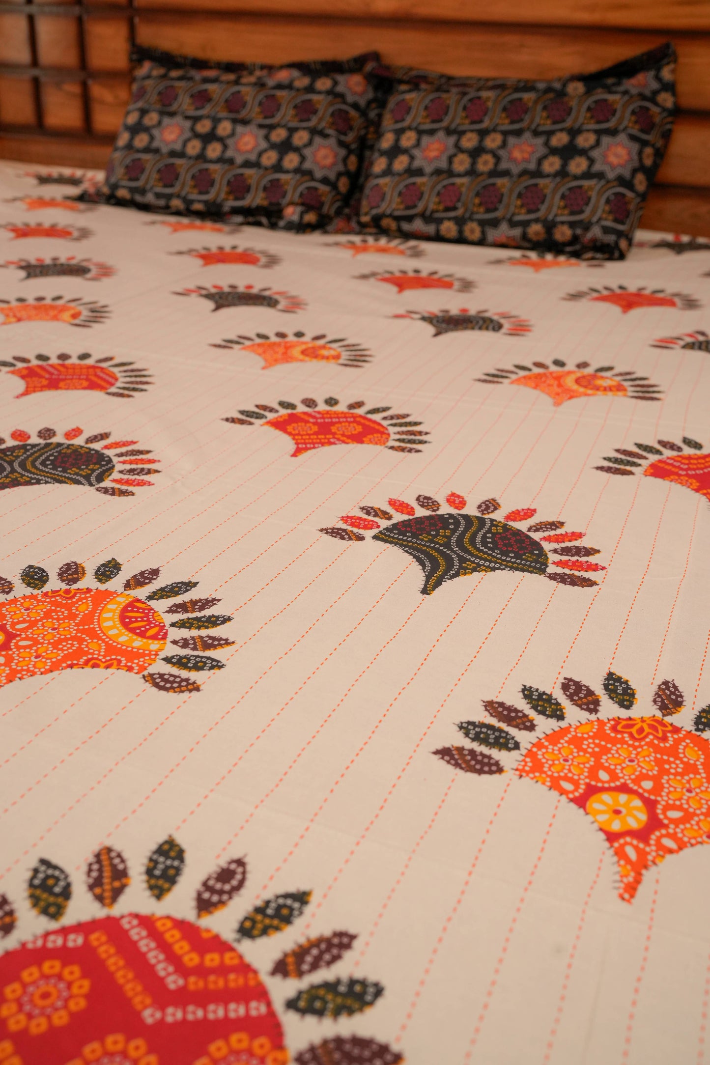 Chunri Patch Cotton Bedsheet (Beige)