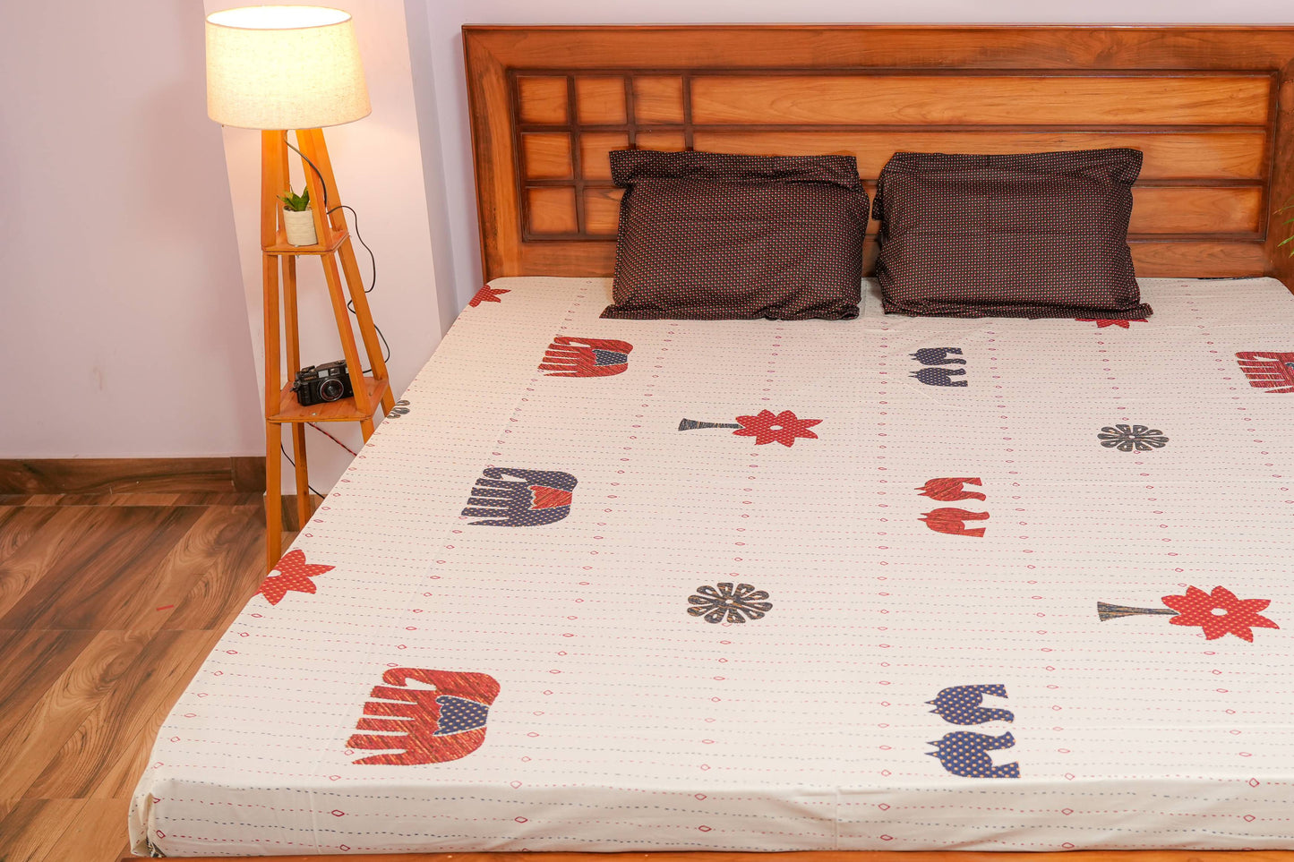 Gujri Patch Cotton Bedsheet (Off White)