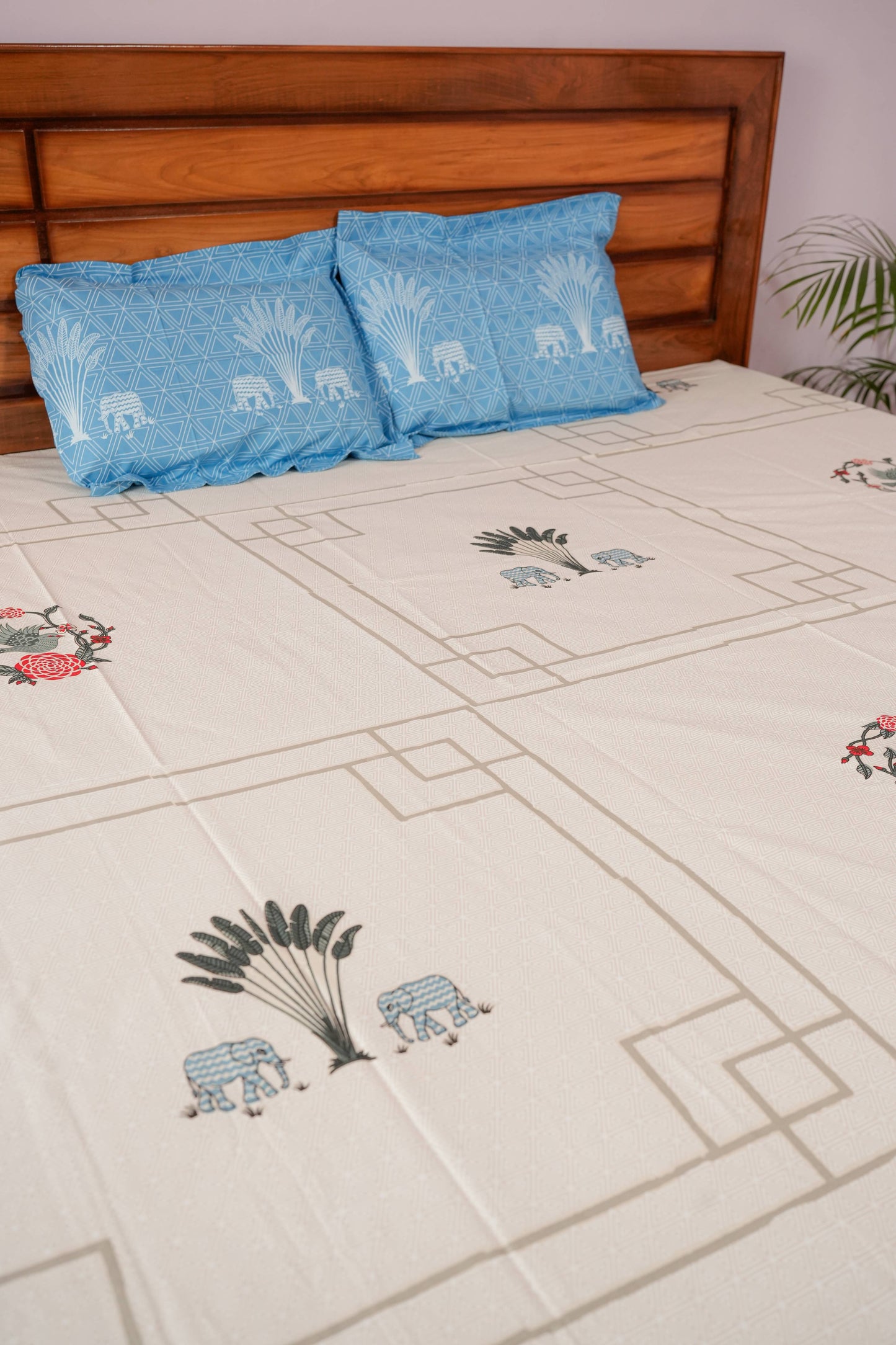 Palm Tree Motif Cotton Bedsheet (Cream)