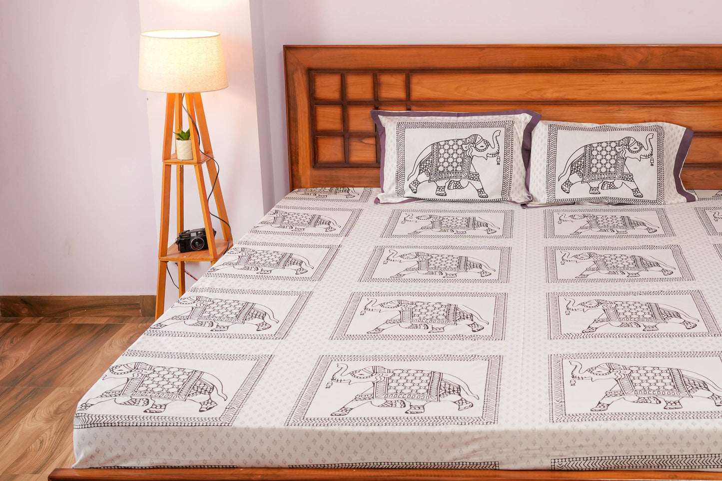 Elephant Print Cotton Bedsheet (White)