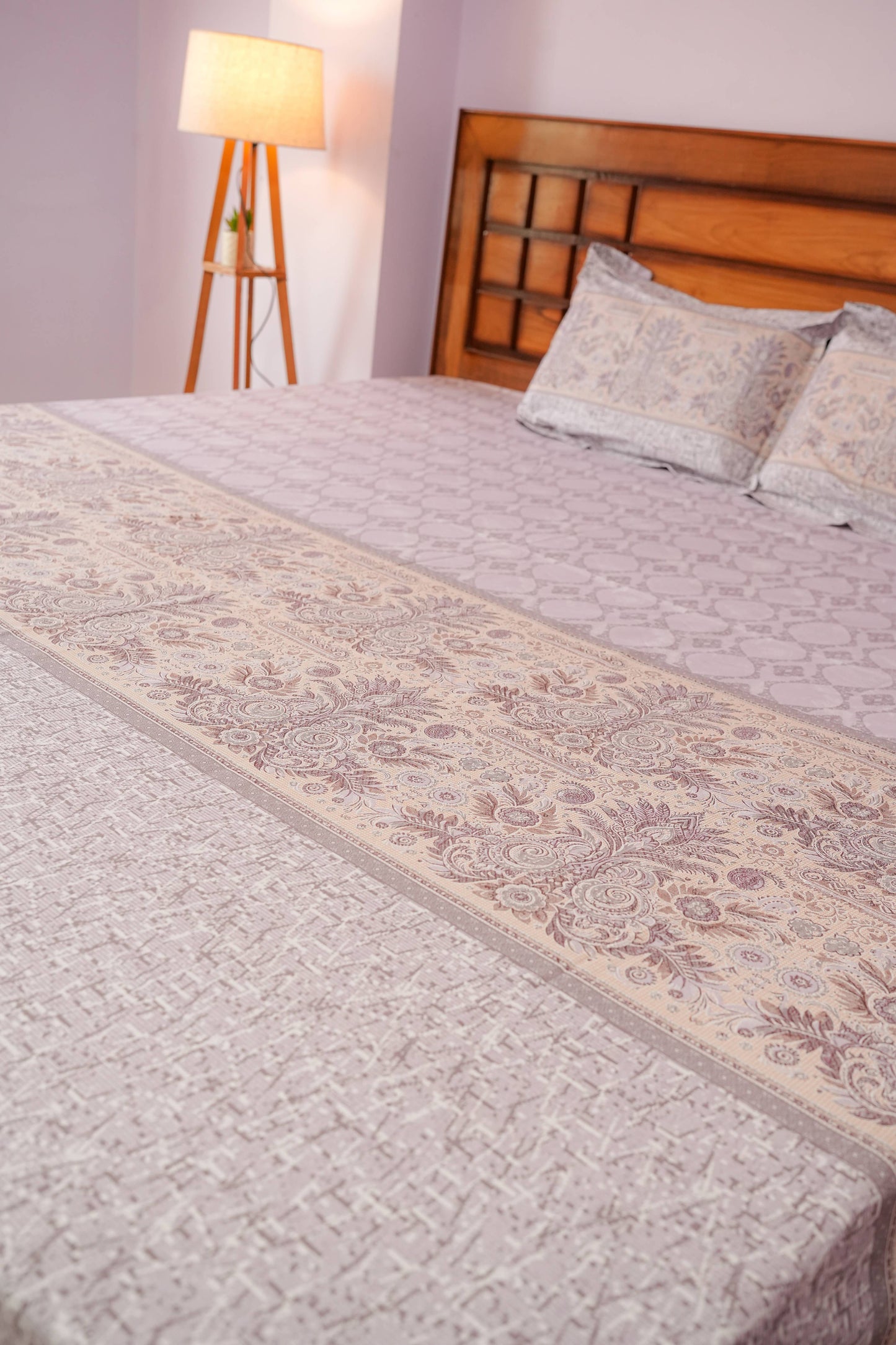 Floral Print Cotton Bedsheet (Purple)