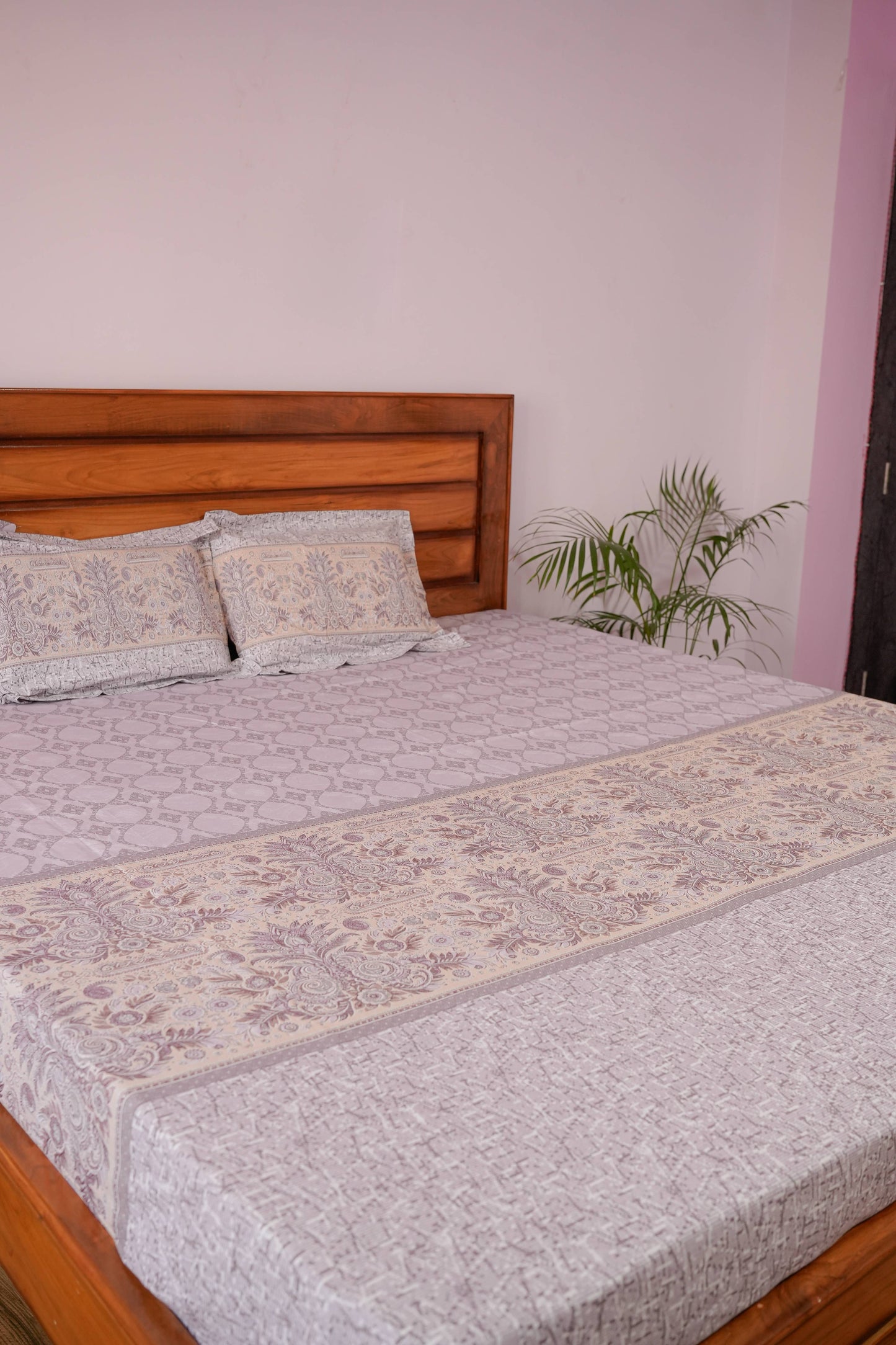 Floral Print Cotton Bedsheet (Purple)