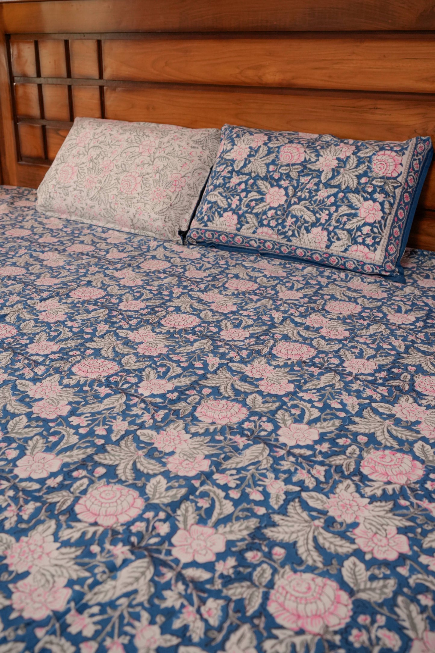 Pinky Floral Hand block cotton Bedsheet (Blue)